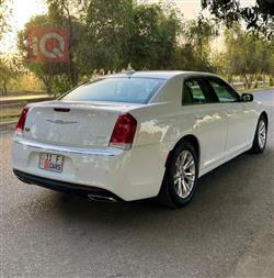 كرايسلر 300
